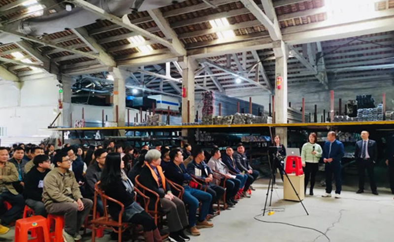 軌道與火車頭決定未來(lái)——廣州市易眾鋁業(yè)有限公司戰(zhàn)略&品牌營(yíng)銷管理升級(jí)項(xiàng)目啟動(dòng)