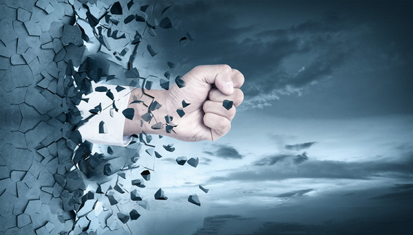 幫助企業(yè)應(yīng)對(duì)變革挑戰(zhàn)，實(shí)現(xiàn)組織轉(zhuǎn)型與優(yōu)化