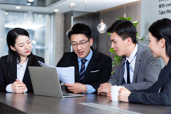 員工關(guān)系管理：減少?zèng)_突，提升員工滿意度