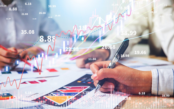 在快速變化的市場環(huán)境中，如何調(diào)整薪酬策略？