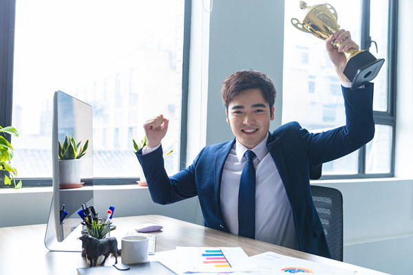 合理控制薪酬成本，提高企業(yè)利潤與員工福利水平