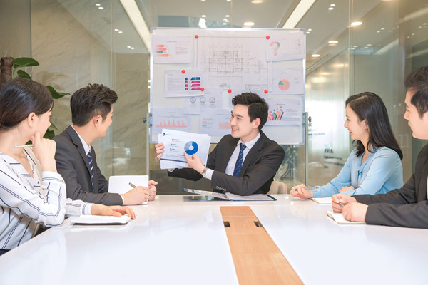 績(jī)效管理的最佳實(shí)踐：理論、研究與實(shí)踐的結(jié)合