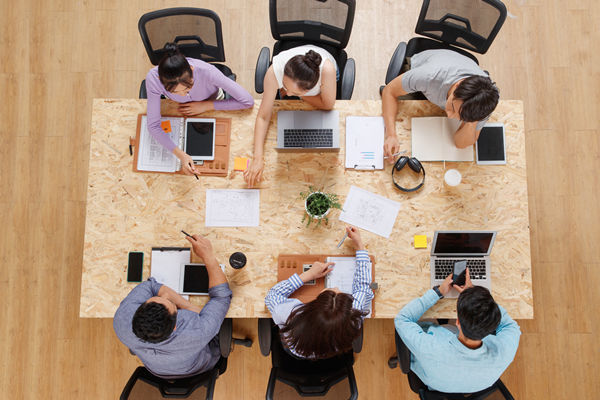 薪酬體系設(shè)計：根據(jù)企業(yè)戰(zhàn)略，設(shè)計科學(xué)體系