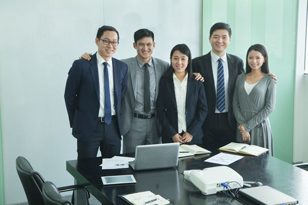 多元化團(tuán)隊(duì)的績效管理：適應(yīng)多元化環(huán)境，促進(jìn)團(tuán)隊(duì)和諧