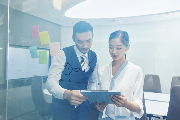 薪酬調(diào)整流程：規(guī)范流程，確保公平合理