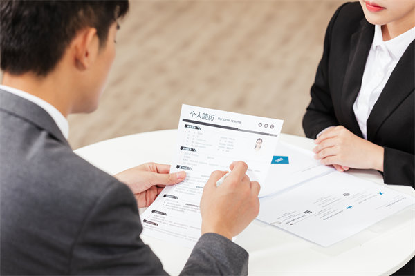 人才挖掘與選拔：全面評估候選人能力，選拔優(yōu)秀人才