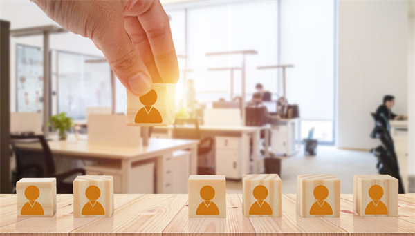 人才挖掘與選拔：全面評估候選人能力，選拔優(yōu)秀人才