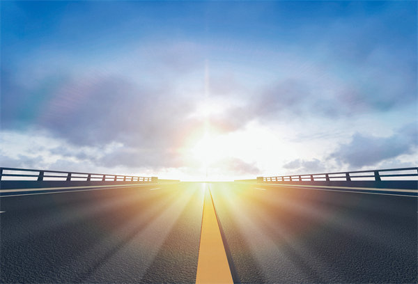 深度戰(zhàn)略咨詢，引領(lǐng)企業(yè)轉(zhuǎn)型，共創(chuàng)美好未來