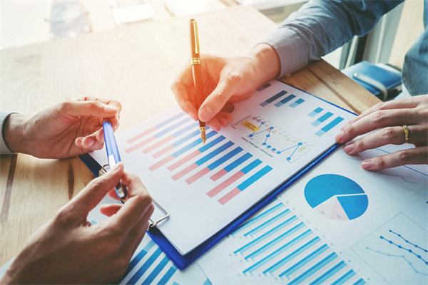 精準(zhǔn)實(shí)施戰(zhàn)略管理，構(gòu)筑企業(yè)持續(xù)競(jìng)爭(zhēng)優(yōu)勢(shì)