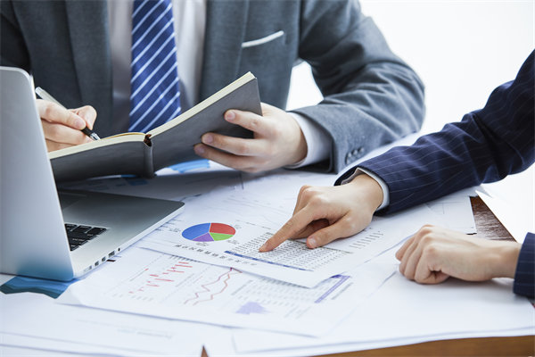 深度挖掘薪酬績效數(shù)據(jù)，優(yōu)化企業(yè)資源配置與決策