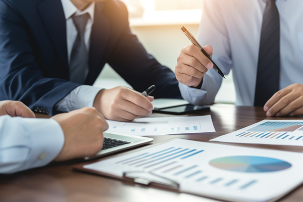 企業(yè)設(shè)立預(yù)算管理小組是不是由個(gè)人組建的？