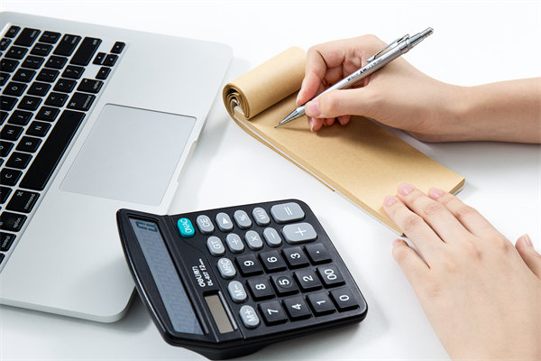 如何評估公司的薪酬水平在行業(yè)中的競爭力如何？