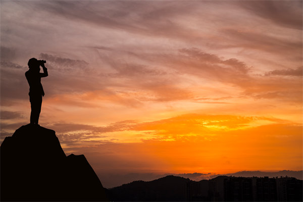 市場(chǎng)變化下，組織規(guī)劃如何快速響應(yīng)與調(diào)整來(lái)適應(yīng)？