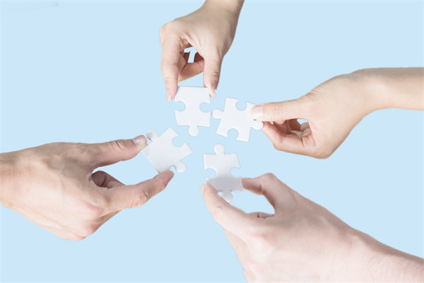 年度經(jīng)營策略調(diào)整：如何根據(jù)市場趨勢靈活應變？