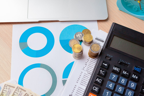 預(yù)算管理過(guò)程中如何有效應(yīng)對(duì)市場(chǎng)波動(dòng)與不確定性？