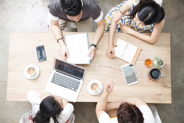 企業(yè)文化如何深度融合HR管理，增強團隊凝聚力？