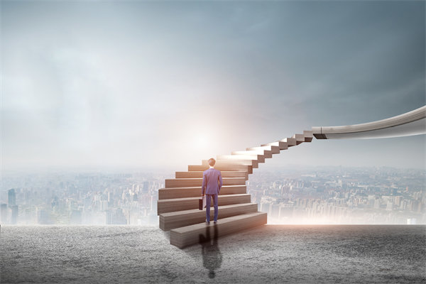 如何設(shè)計(jì)個(gè)性化員工成長(zhǎng)路徑，助力組織愿景實(shí)現(xiàn)？