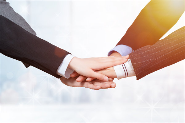 長期激勵與短期薪酬如何平衡，吸引并留住關鍵人才？