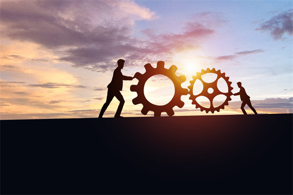 企業(yè)管理固化提升空間有限，如何進行商業(yè)重組突圍？