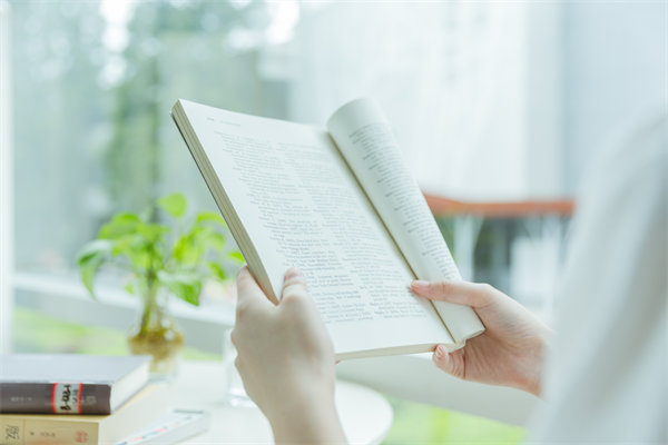 如何平衡個人績效與團隊協(xié)作，構(gòu)建共贏績效文化？