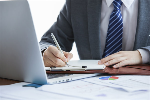 員工薪酬晉升體系如何建立，確保公平公正？