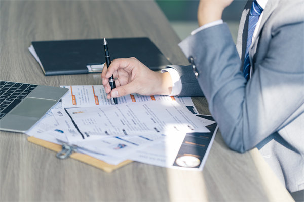 企業(yè)在招聘過程中，如何確保公平性與多樣性并存？