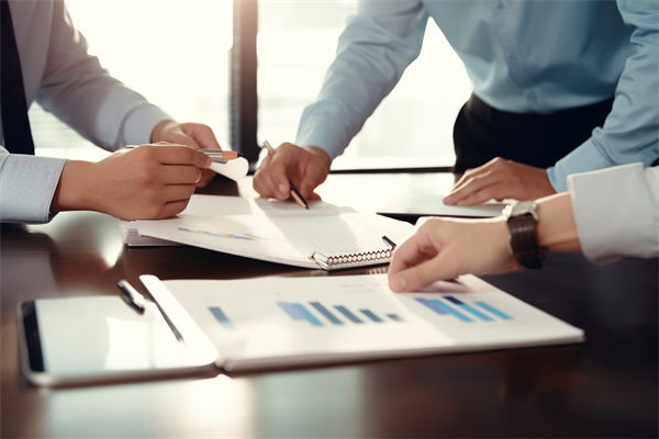 如何確保薪酬績(jī)效體系公平透明，增強(qiáng)員工信任？