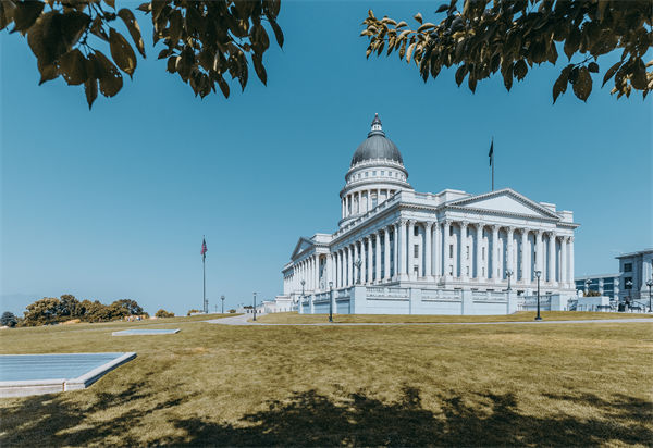 特朗普宣布勝選！國(guó)內(nèi)制造業(yè)何去何從？