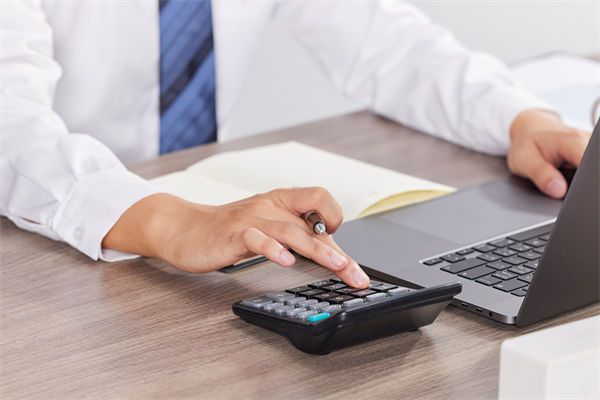 企業(yè)預算管理，如何精準預測并有效應對市場變化？