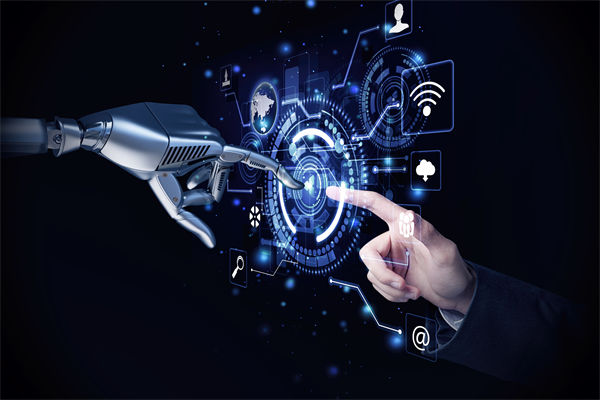 戰(zhàn)略管理與業(yè)務(wù)融合，推動(dòng)企業(yè)轉(zhuǎn)型升級(jí)與創(chuàng)新發(fā)展