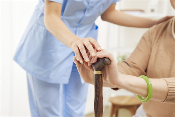 多家藥企叫停創(chuàng)新藥研發(fā)項目，關(guān)聯(lián)行業(yè)需要戰(zhàn)略調(diào)整？