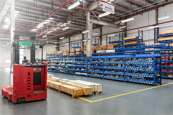 如何通過供應(yīng)鏈咨詢優(yōu)化企業(yè)的庫存管理策略？