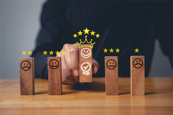 客戶為中心，管理咨詢?nèi)绾沃ζ髽I(yè)優(yōu)化服務(wù)體驗(yàn)？