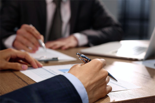 如何構建有效的集團管控體系，提升決策效率？