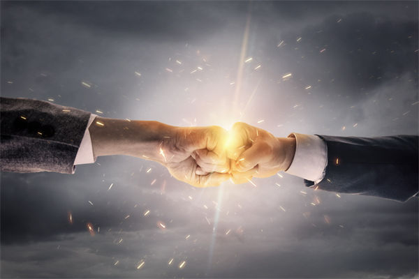 競爭對手策略多變，企業(yè)戰(zhàn)略管理如何調(diào)整以應(yīng)對挑戰(zhàn)？