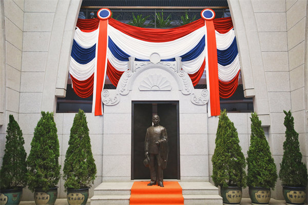 如何評估中山戰(zhàn)略咨詢公司策略建議的市場適應性？