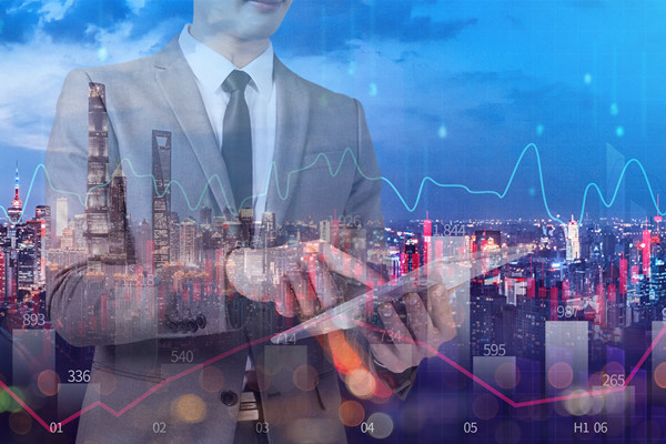 企業(yè)在推進(jìn)精益生產(chǎn)時(shí)，如何平衡短期目標(biāo)與長期戰(zhàn)略？