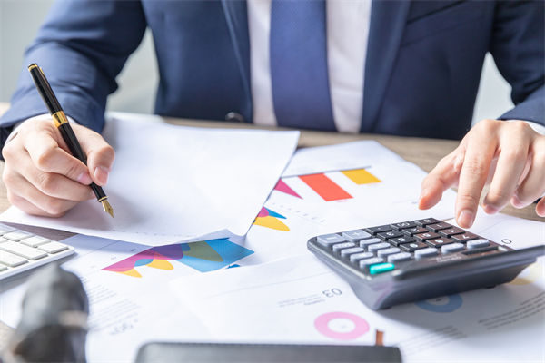 預(yù)算總超支卻無對策，企業(yè)預(yù)算管理如何精準(zhǔn)控成本？