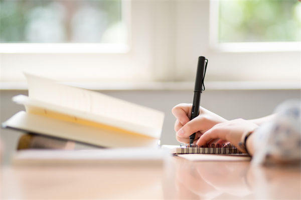 文化管理考核失效，員工參與度低，如何重塑激勵機制？