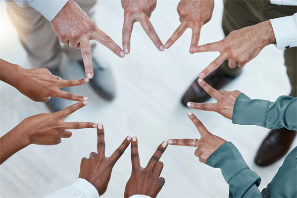 特朗普政府禁止哈佛大學(xué)招收國際生，企業(yè)文化怎么看？