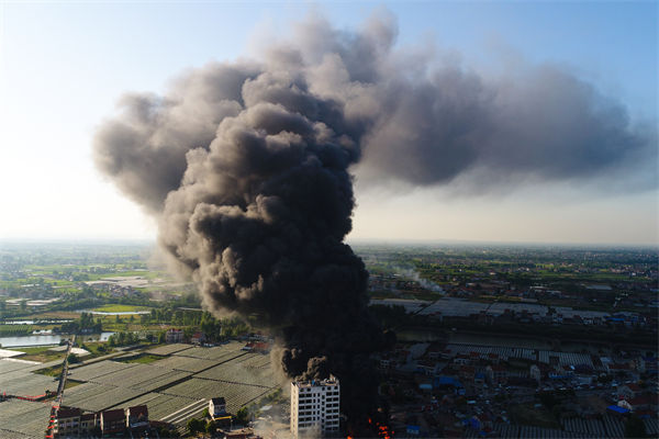 山東化工廠爆炸后樓房僅?？蚣?，對制造業(yè)有何啟示？