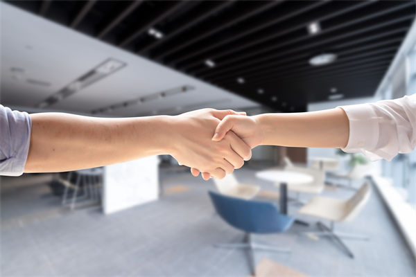 企業(yè)文化理念懸浮空中，如何讓價值觀真正落地生根？