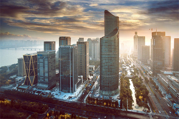 市場(chǎng)突變計(jì)劃失效，年度計(jì)劃如何靈活應(yīng)對(duì)突發(fā)情況？