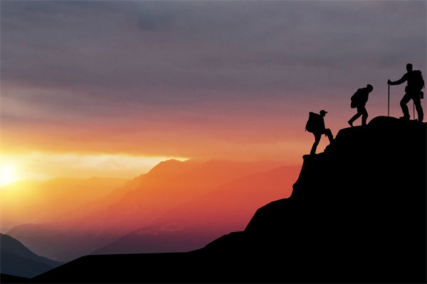 高層標榜的文化理念，為何與基層執(zhí)行完全兩張皮？