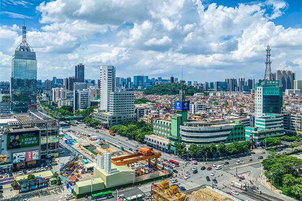 佛山管理咨詢公司深度助力，企業(yè)如何加速突破成長(zhǎng)天花板？