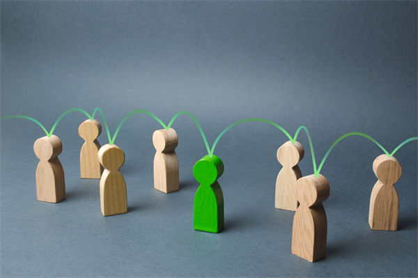 績效淪為形式主義，問題究竟出在制度還是執(zhí)行？