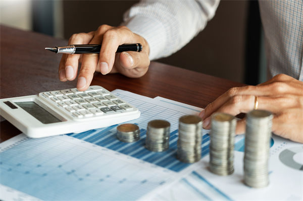 預算偏差吞噬收益，精準管控的核心邏輯是什么？