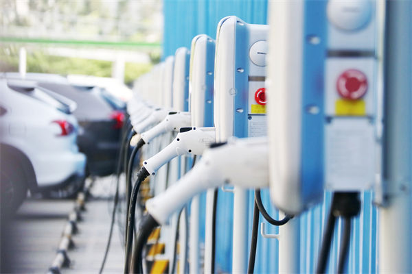 每5輛電動(dòng)汽車就有2個(gè)充電樁，精益生產(chǎn)管理怎么看？