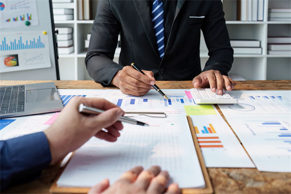 企業(yè)預(yù)算管理：浙江老板花3000元挽回約800萬(wàn)損失